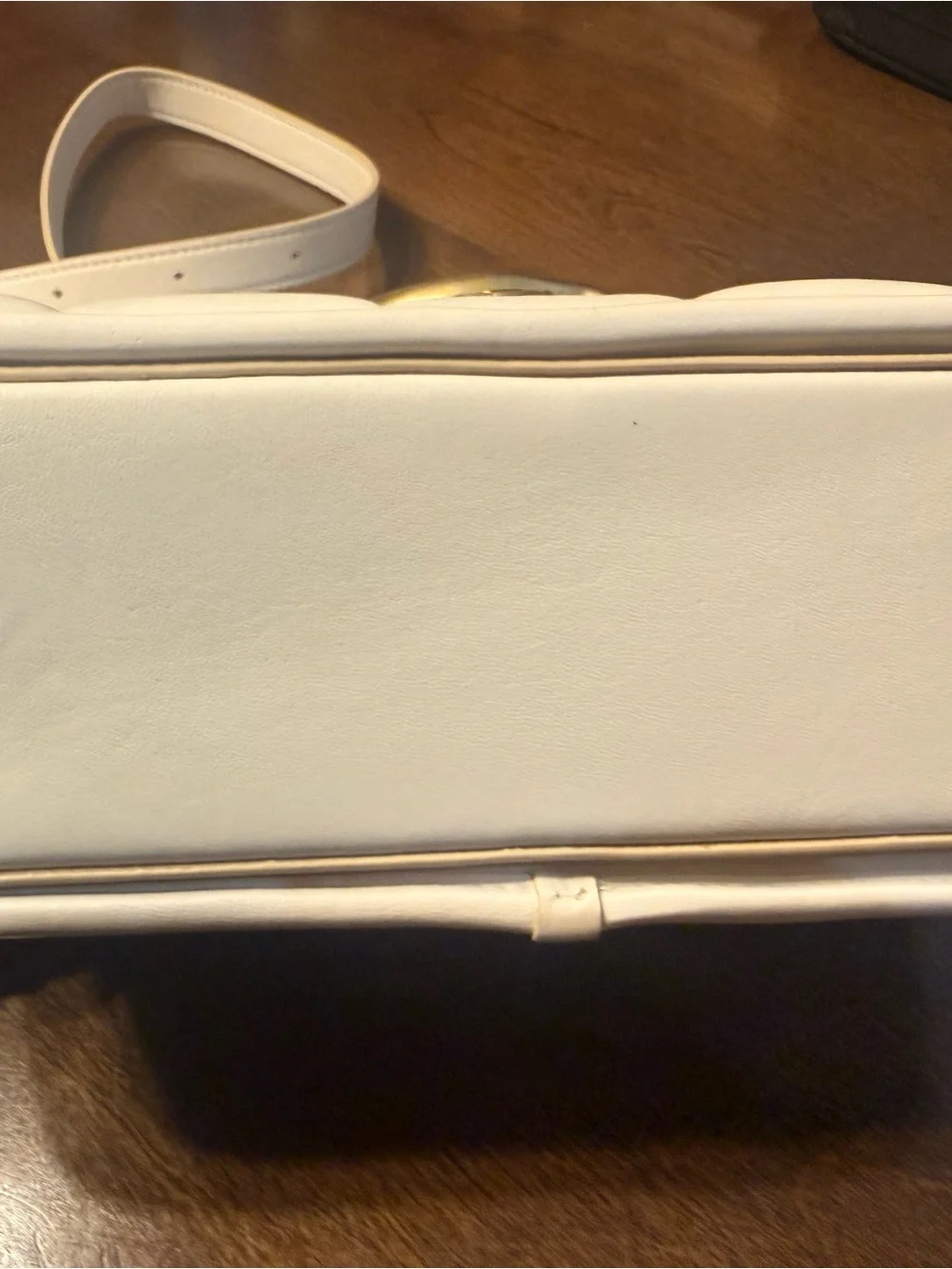 Coach elegant cream